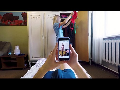 ❤️ Stiefzus liet haar broer klaarkomen vlak voordat mama thuiskwam Sex video at nl.sexeey.ru ☑