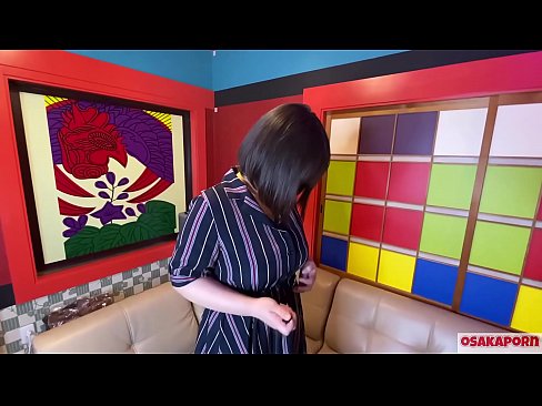 ❤️ Japanse cutie met grote tieten masturbeert met sexspeeltjes en heeft een orgasme. Ze vertelt in een interview over haar neukervaring. Enorme tieten en harig kutje die luid kreunen. Osakaporn Sex video at nl.sexeey.ru ☑